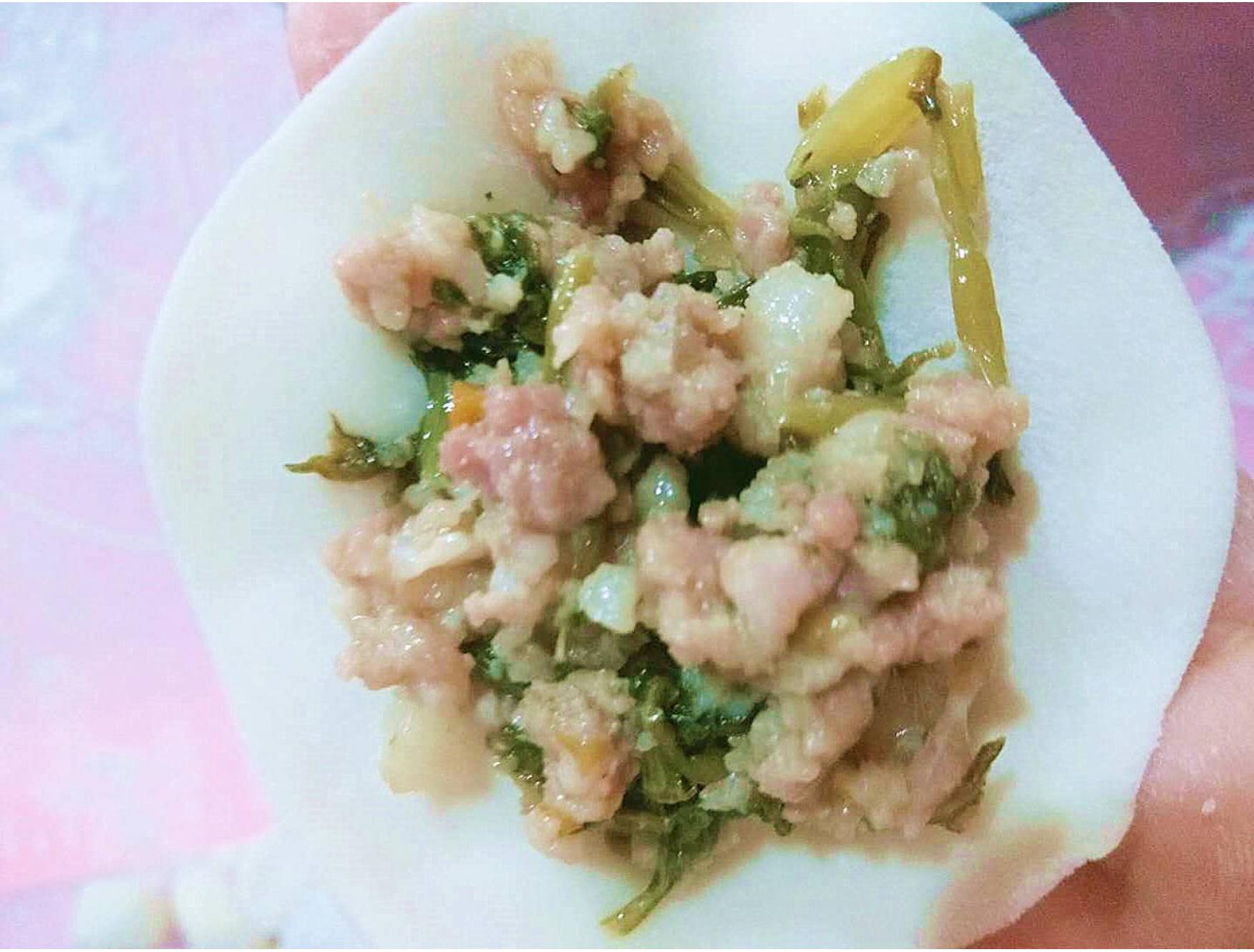 水米儿（手捏菜肉饺）